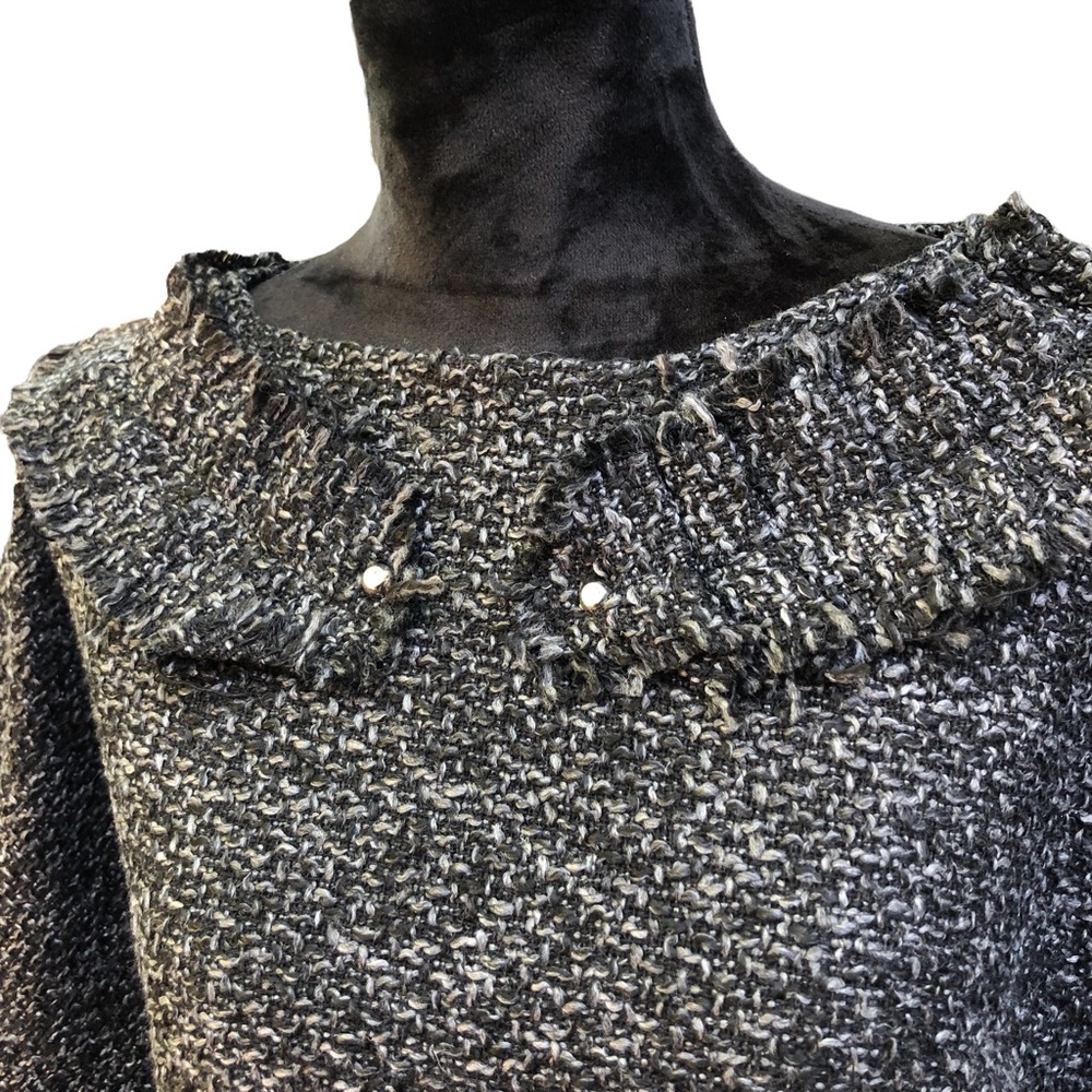 Azz Trading Gray Wrap Poncho Scarf NWT - Picture 2 of 14